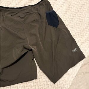 Arc'teryx Men's Athletic Shorts - Brown and Black
